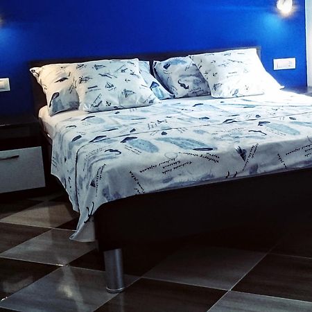 Karmen'S Apartment One Сплит Екстериор снимка